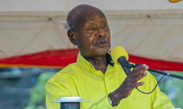 Museveni speaking athe launch of the NRM manifesto at Munyonyo on Monday