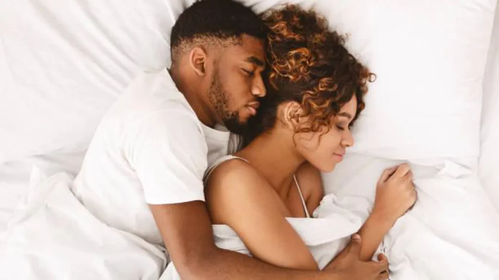5 reasons why you should cuddle more often