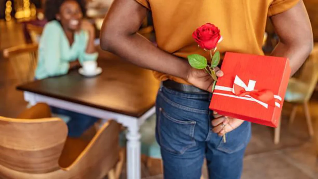 6 signs she will reject your marriage proposal