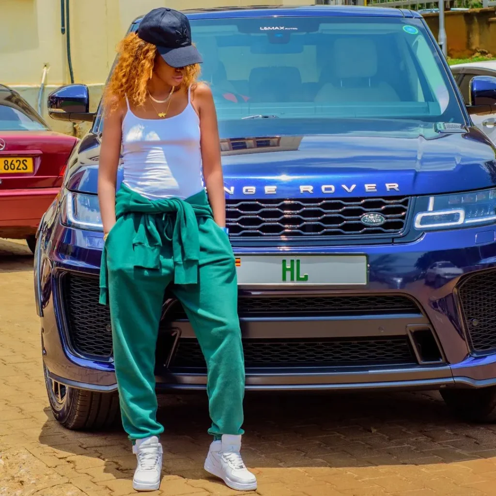 Hellen Lukoma green