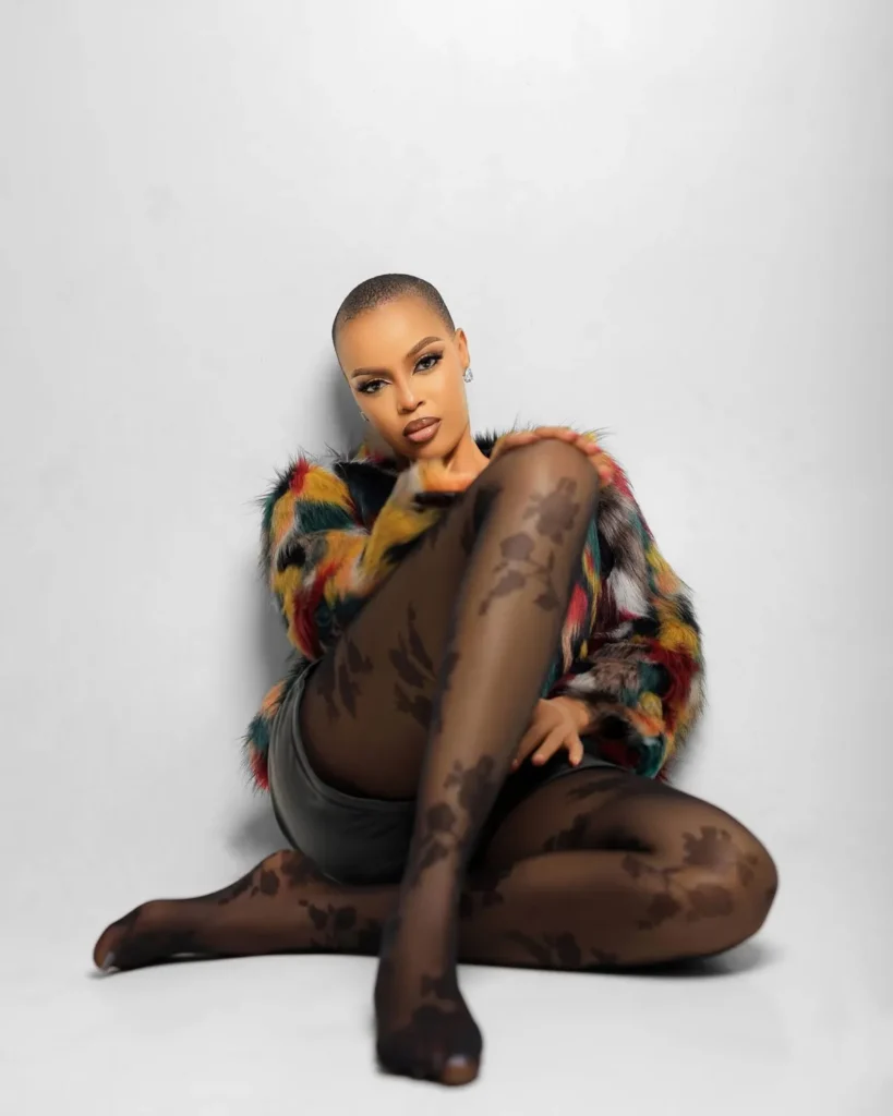 Nina Roz