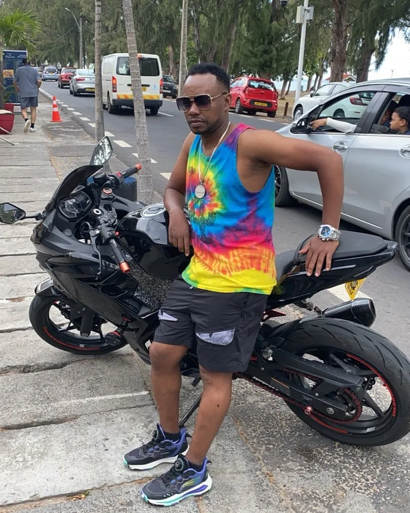 Yiya Mozey